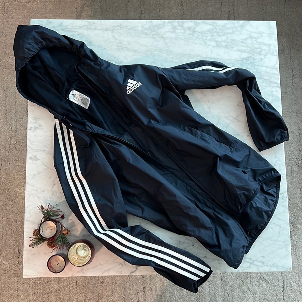 Navy Adidas Windbreaker (Men’s M) Like New, Lightweight, Sleek!
